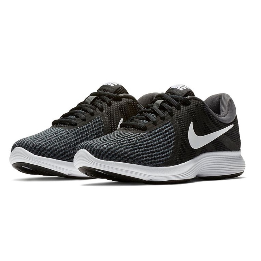 Woman’s Wide Nike Revolution 4 Running Shoes- 6W